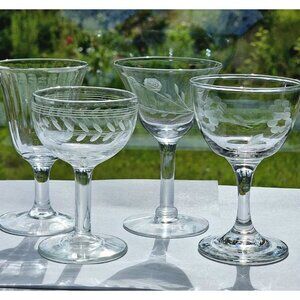 4 Mismatched Vintage Cocktail Glasses Etched Floral Collection aperitif flaw*